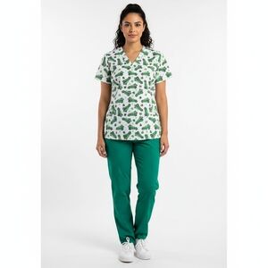 Revel St. Patty's Day Scrub Top Size Large